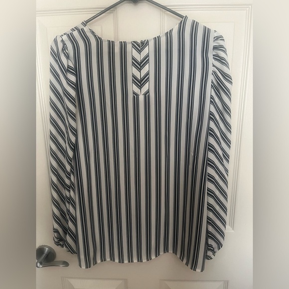 Loft Striped Blouse - Picture 2 of 4